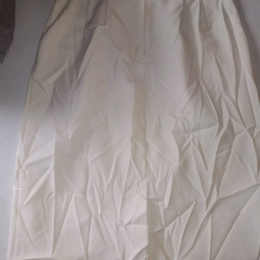 Skirt - Picture 2 of 3